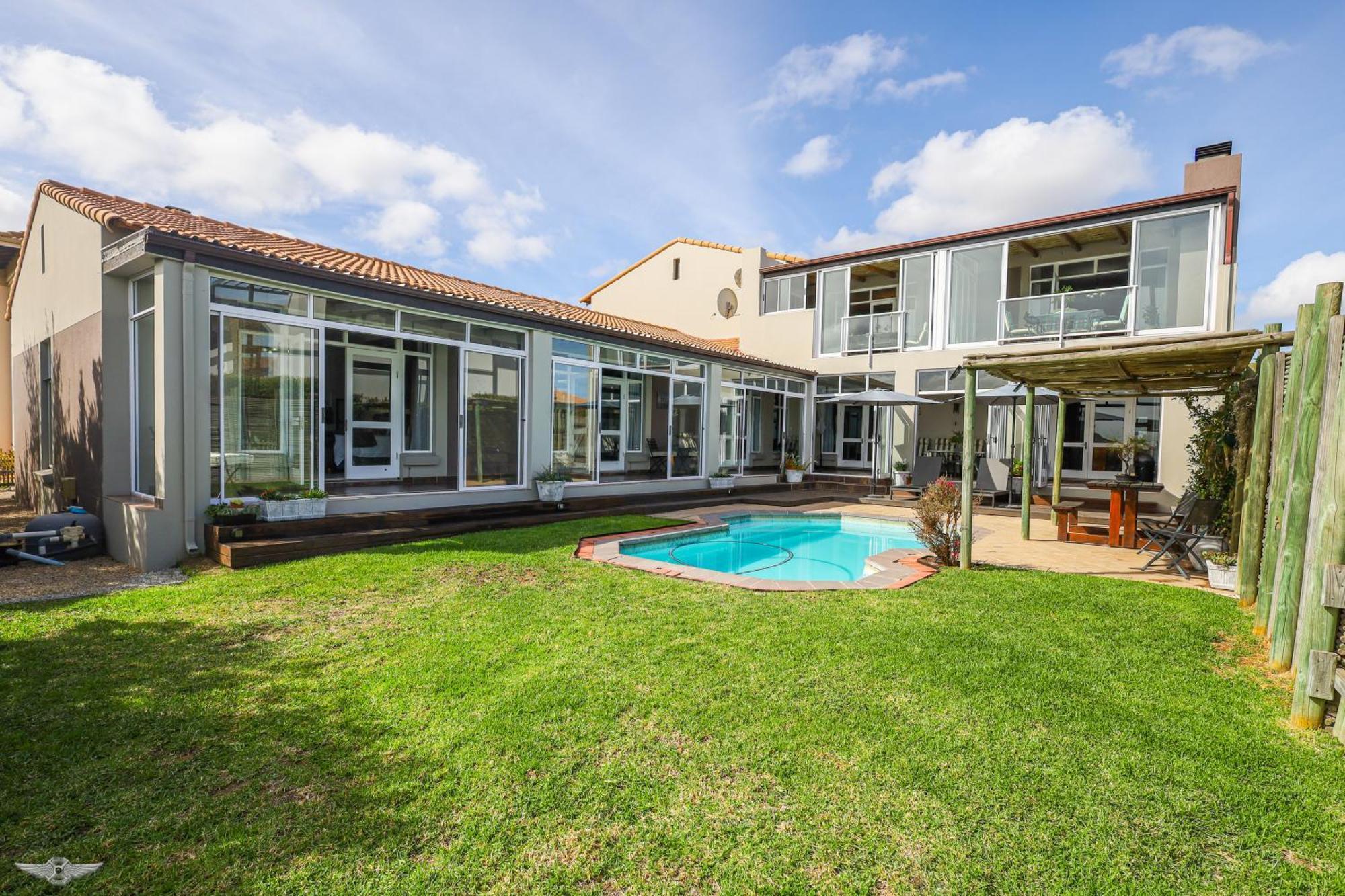 Flensborg Studios & Penthouse - Langebaan Golf Estate Dış mekan fotoğraf