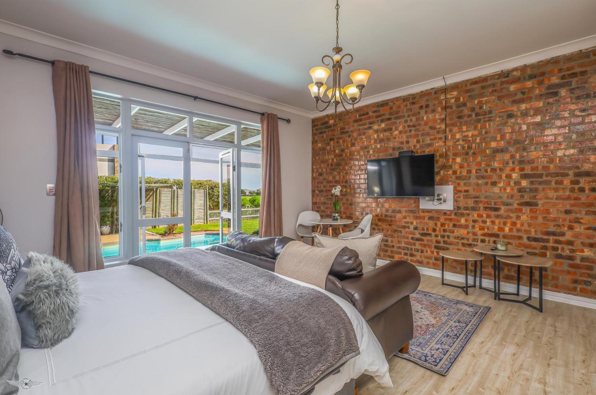 Flensborg Studios & Penthouse - Langebaan Golf Estate Dış mekan fotoğraf